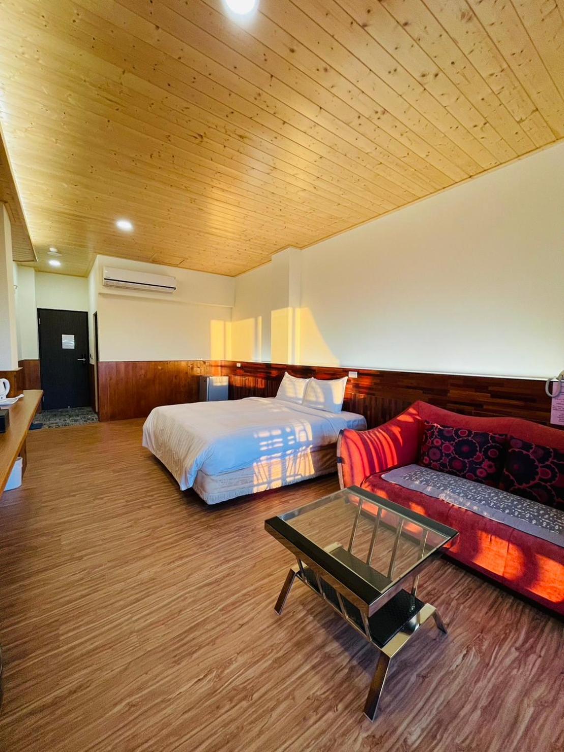 Junyi Landscape Villa Ренай Экстерьер фото
