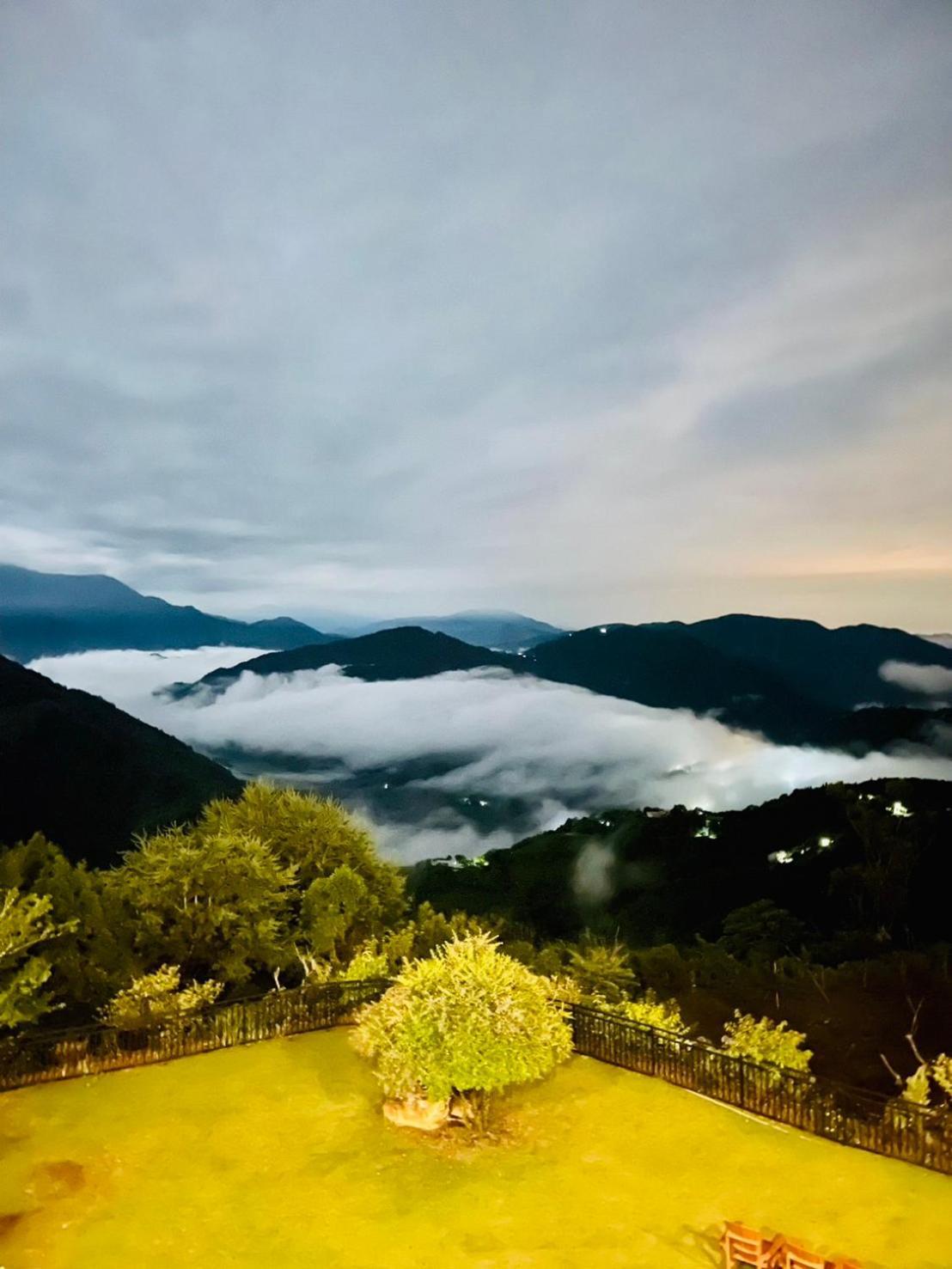 Junyi Landscape Villa Ренай Экстерьер фото